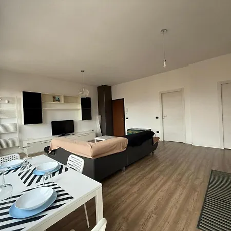 Vanzolini Apartment *